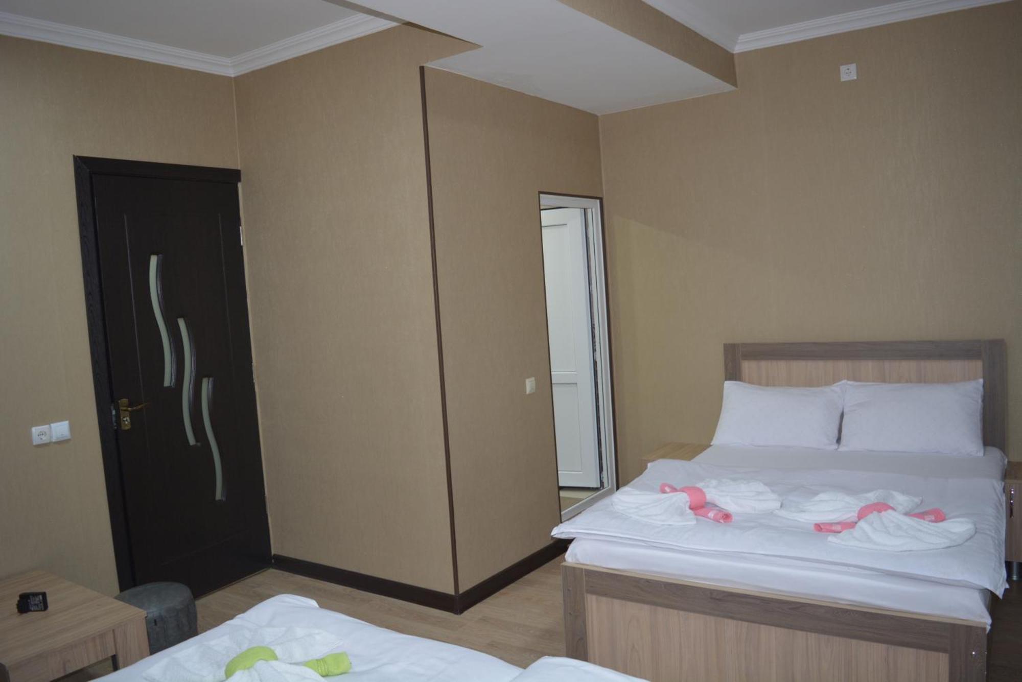 Hotel Millennium Rabati à Akhaltsikhé Extérieur photo
